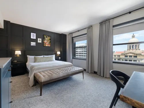 The Sam Houston Hotel, Curio Collection by Hilton
