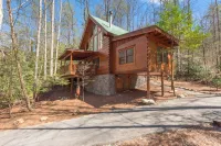 Bear Paw Trail Hotels in Sevier County