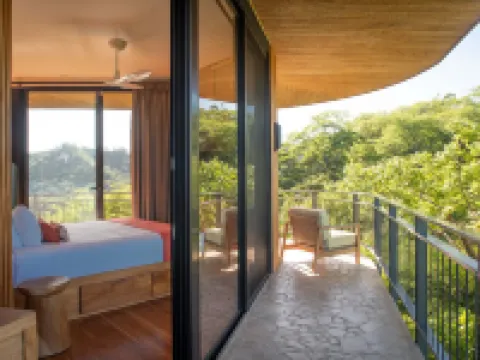 Suitree Experience Hotel Hoteles en Sardinal