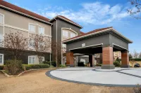 La Quinta Inn & Suites by Wyndham Vicksburg Hotels in Vicksburg