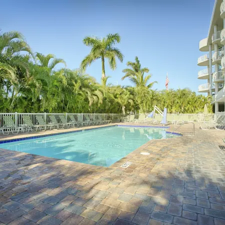 Crystal Palms Beach Resort