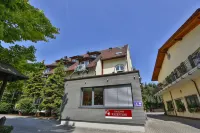 Hotel-Restaurant Zum Ochsen فنادق في Bad Krozingen