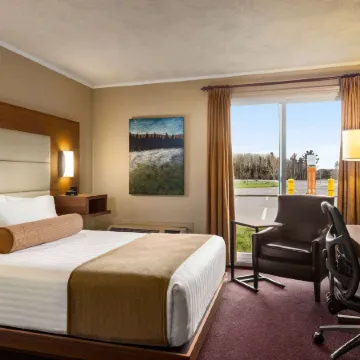 Atlantic Host Hotel, Trademark Collection by Wyndham
