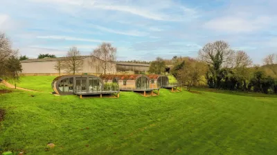 Stunning Sustainable Pod on Old Chalford Farm! Hotel di Chipping Norton