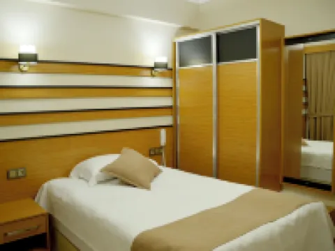 クアーズ・ガーデン・ホテル デュズジェのホテル