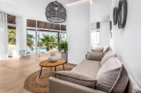 Elvita Beach Hotel - 2 estrellas