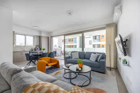 303 Mulberry Court - Lovely with Large Terrace