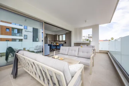 103 Mulberry Court- Modern with Large Terrace