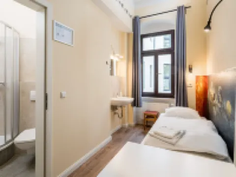 โฮสเทลมอนด์ปาลาสต์ โรงแรมในเดรสเดิน