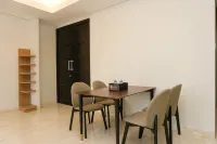 Modern and Comfortable 2Br at the Empyreal Condominium Epicentrum Apartment