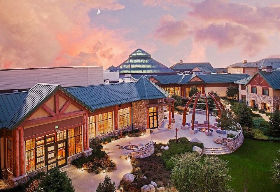 hotel overview picture