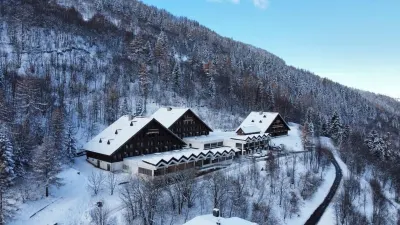 Auberge de Jeunesse HI Valmeinier 발마이니어 호텔