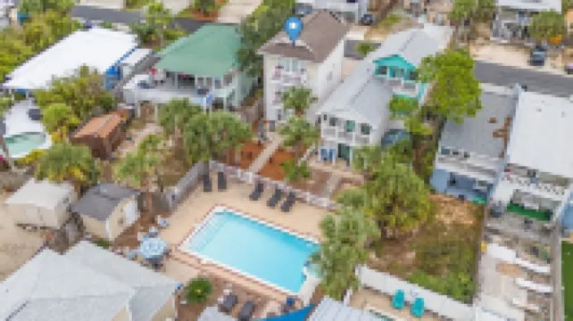 비치즈 앤 드림즈 바이 북 댓 콘도