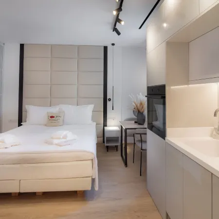 Contessa Bianca Luxury Suites Отели рядом с достопримечательностью «Автовокзал»