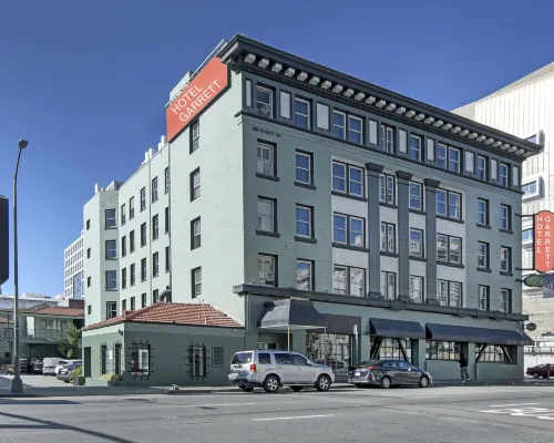 Hotel Garrett – No Resort Fee Hotels near Circus Center
