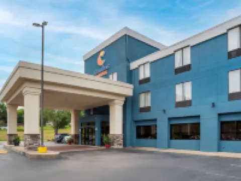 Comfort Suites Fultondale I-65 Near I-22 Hotels in Fultondale