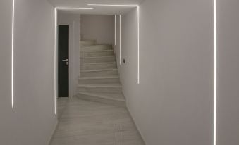 Acropolis Golden Suites by Ghh
