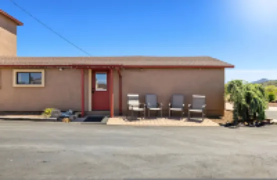 Zebra Refuge Cottage-wild Unique Prescott Stay