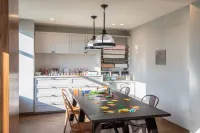 Global Luxury Suites East Boston