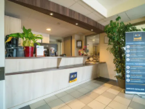 艾斯普瓦捷酒店 普瓦捷酒店