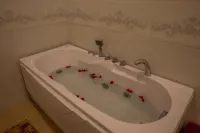 Trieu Khang Hotel Hotels in Cam Phúc Bắc