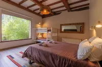 L'Interlude Hotels in Saint-Nazaire-de-Ladarez