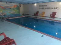 Garden of the Gods Motel - Pools