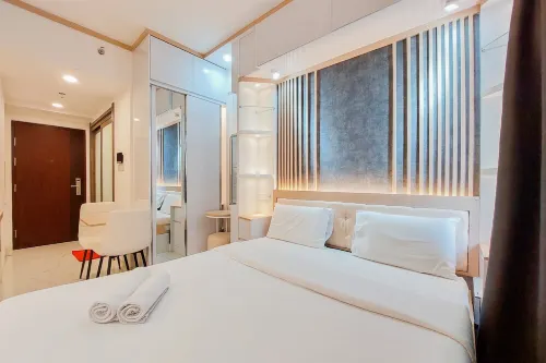 High Floor and Cozy Studio Room at Sky House BSD Apartment - Bungalows