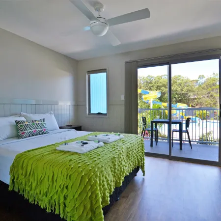 Nobby Beach Holiday Village Отели рядом с достопримечательностью «Берли-Хедз»