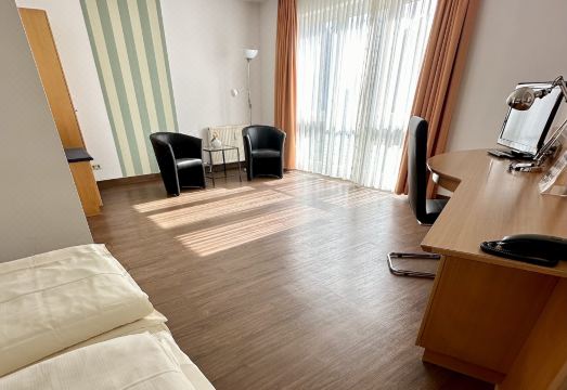 아스가르드 호텔 웜스