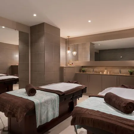 Maritim Antonine Hotel & Spa