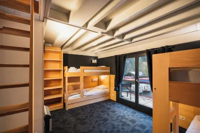 Hôtel Aquatel Hotels in Hastière