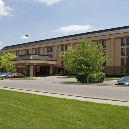 Larkspur Landing Ann Arbor