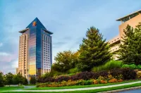 Turning Stone Resort Casino Hotels near The Bull Farm Antiques