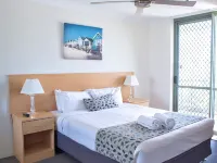 Montana Palms Resort Hotels in Mermaid Beach