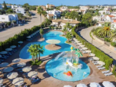 JS Portocolom Suites Hotels in Felanitx