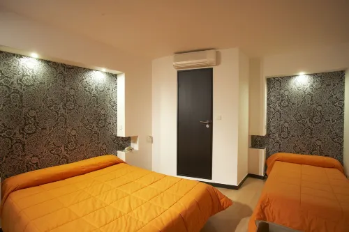 Hôtel Evan Hotels in Apchat