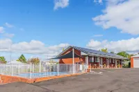 Roydons Motor Inn