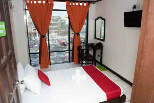 Peach Tree Lodge Hoteles en 