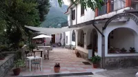 Agriturismo Mare e Monti Hotels in Sant'Egidio del Monte Albino