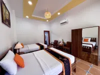 Mango Home Riverside Hotels in Giong Trom District