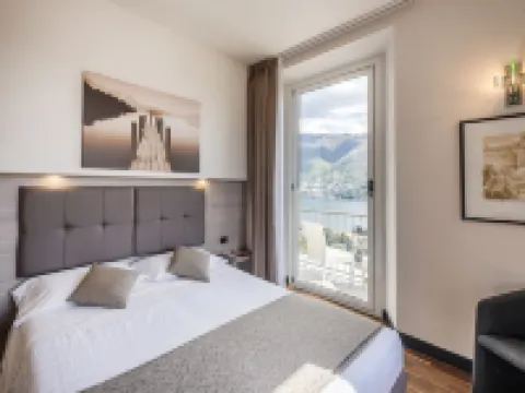 ホテル アスニーゴ チェルノッビオのホテル