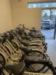 芬恩公寓 - 停車場