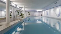โรงแรมแอดมิรัล - ที่มีสระว่ายน้ำ