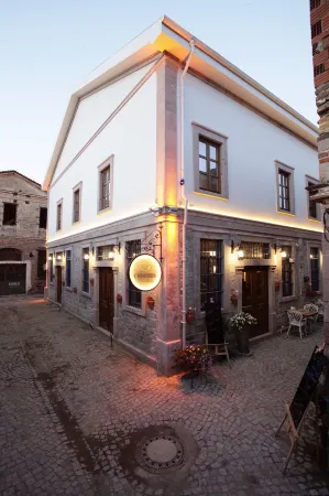 Orchis Hotel Отели рядом с достопримечательностью «Cunda Mocamp»