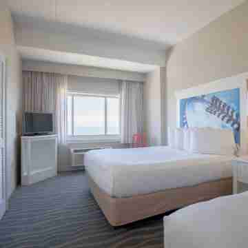 Cedar Point Hotel Breakers Rooms