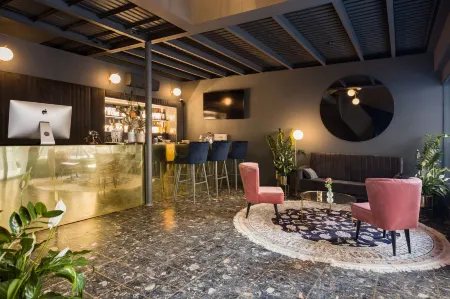 貴族精品酒店-限成人