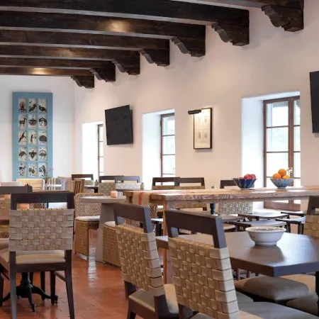 Piñon Court by la Fonda