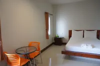 S Ville Resort Отели в г. 