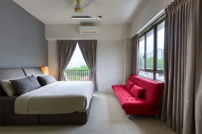 2 Bedrooms Apartment by the Sea Hotels in Batu Ferringhi